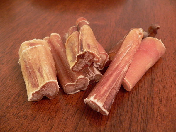 Ngẩu pín bò 